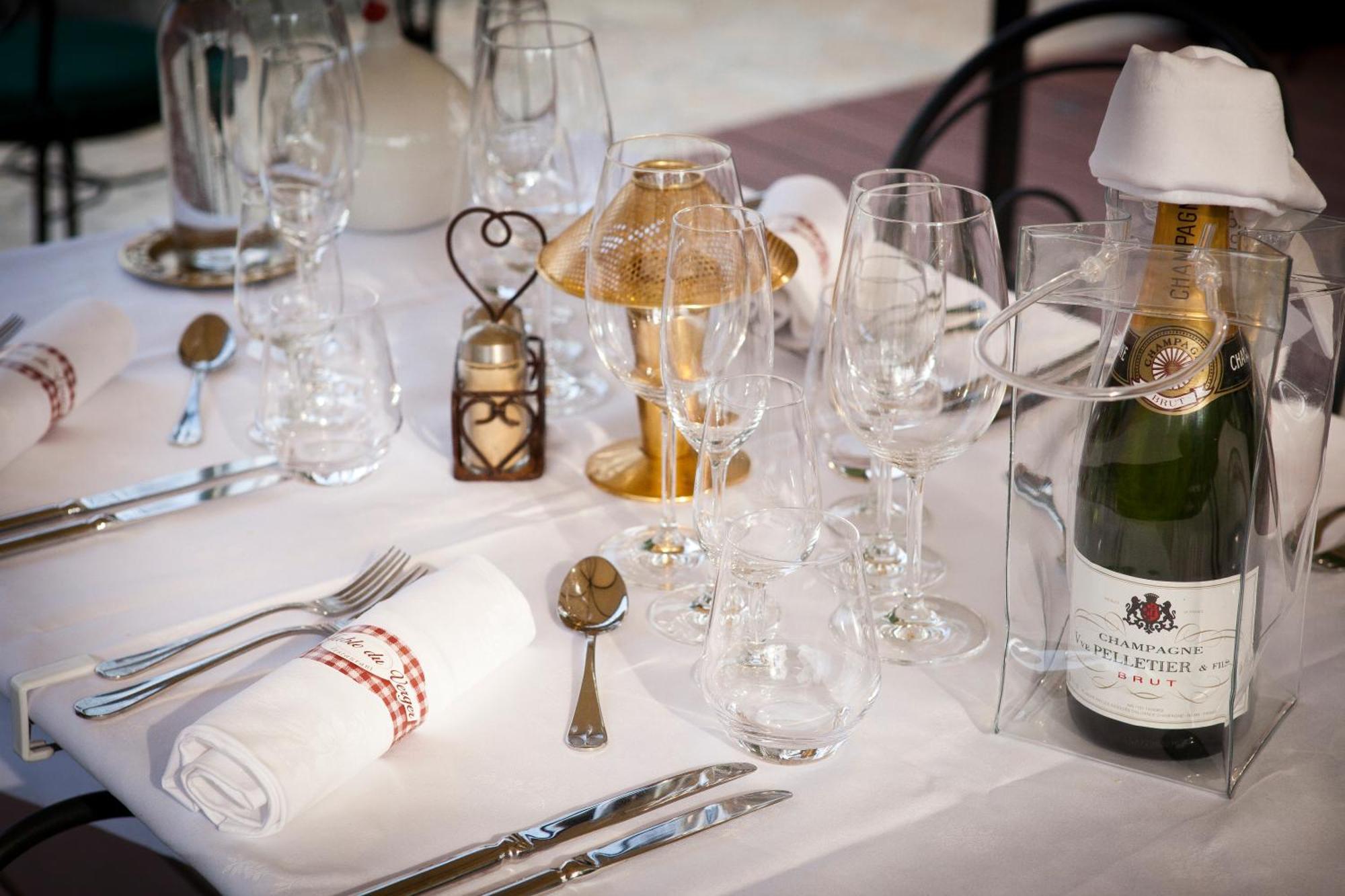 Hotel Restaurant Verger Des Chateaux, Route Des Vins Haut-Koenigsbourg Dieffenthal Eksteriør billede