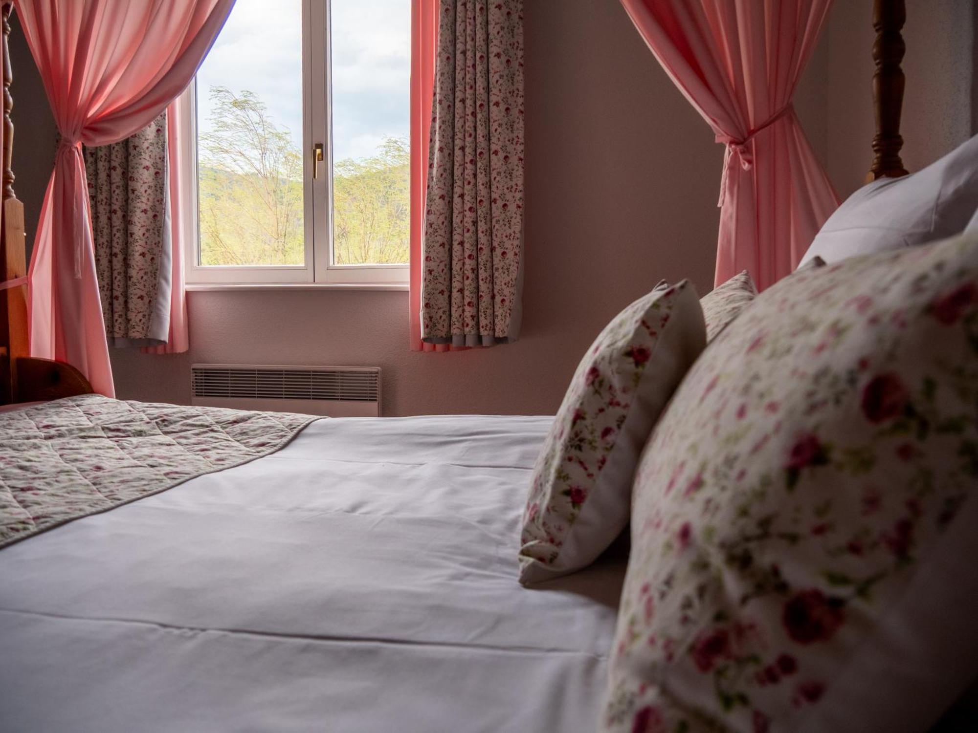 Hotel Restaurant Verger Des Chateaux, Route Des Vins Haut-Koenigsbourg Dieffenthal Eksteriør billede